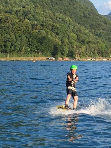 Lakeside Cabin 4* Annecy