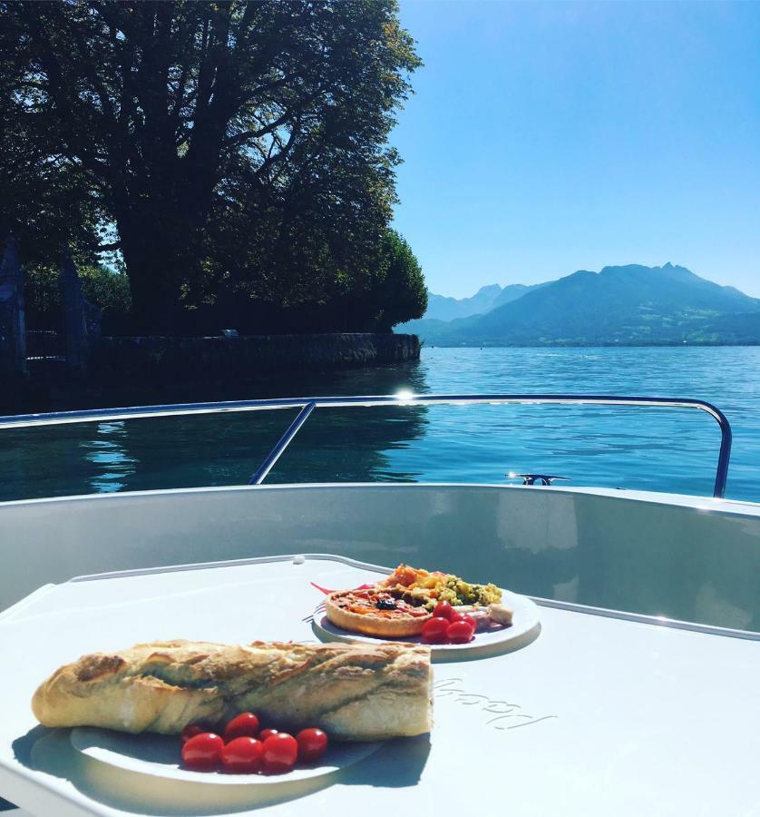 Lakeside Cabin Annecy