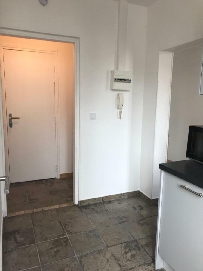 Studio Champagne Au Centre Ville Apartment