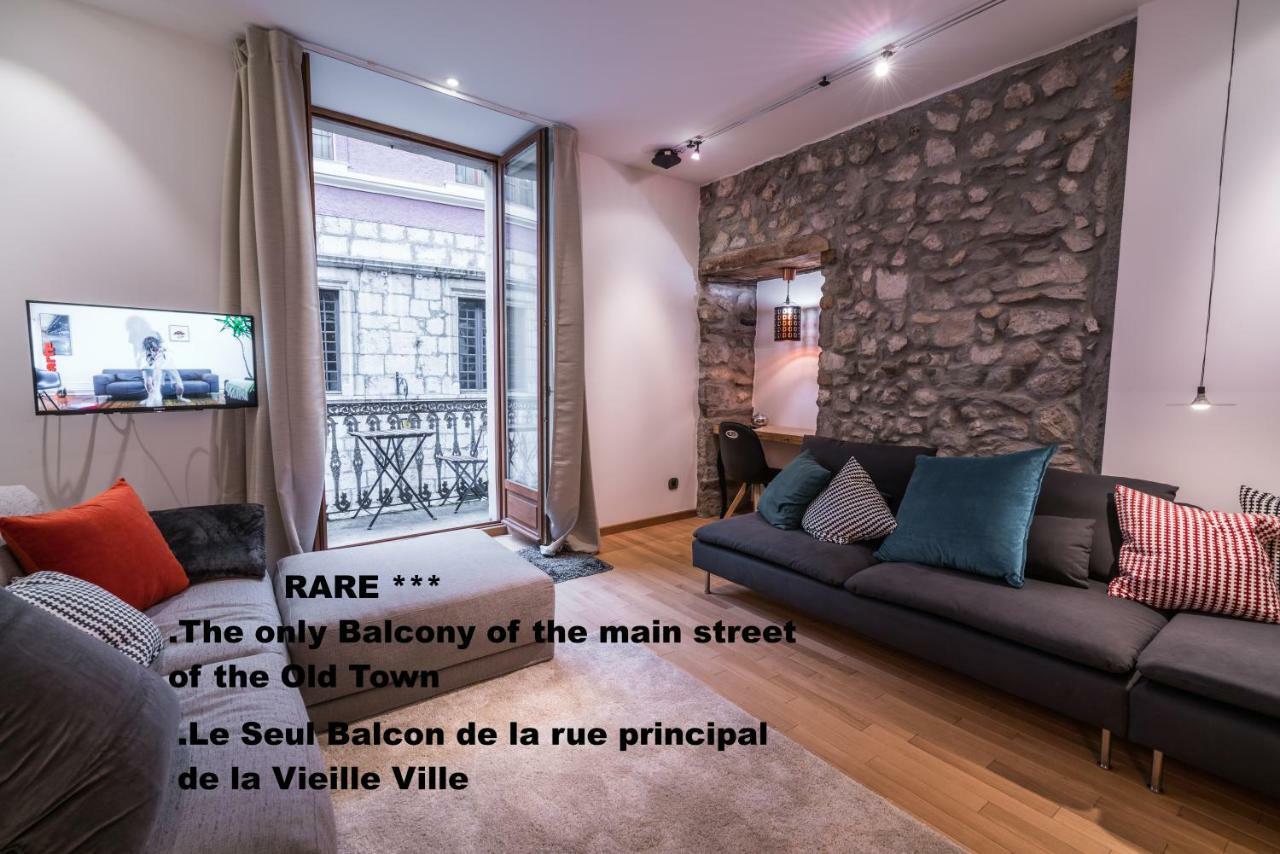 Le Balcon De La Vieille