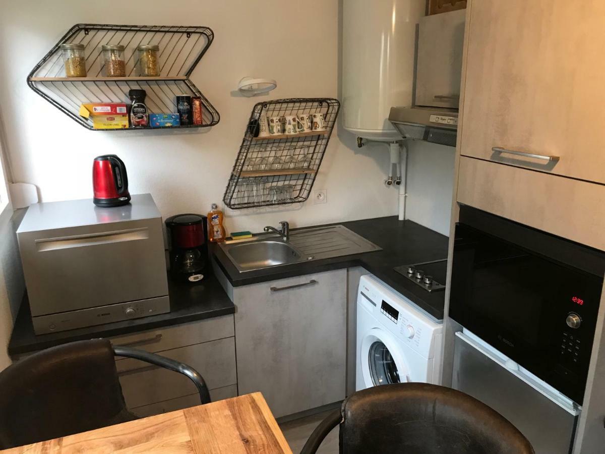 Joli Studio - 10 Min A Pied Du Lac Apartment *