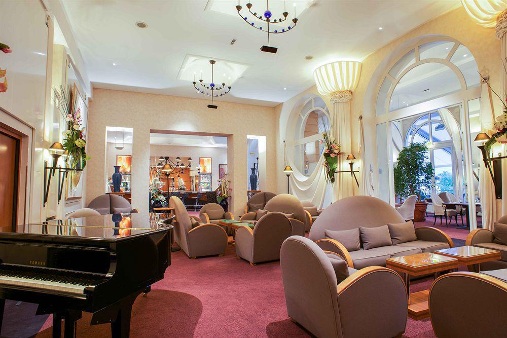 Imperial Palace 4*