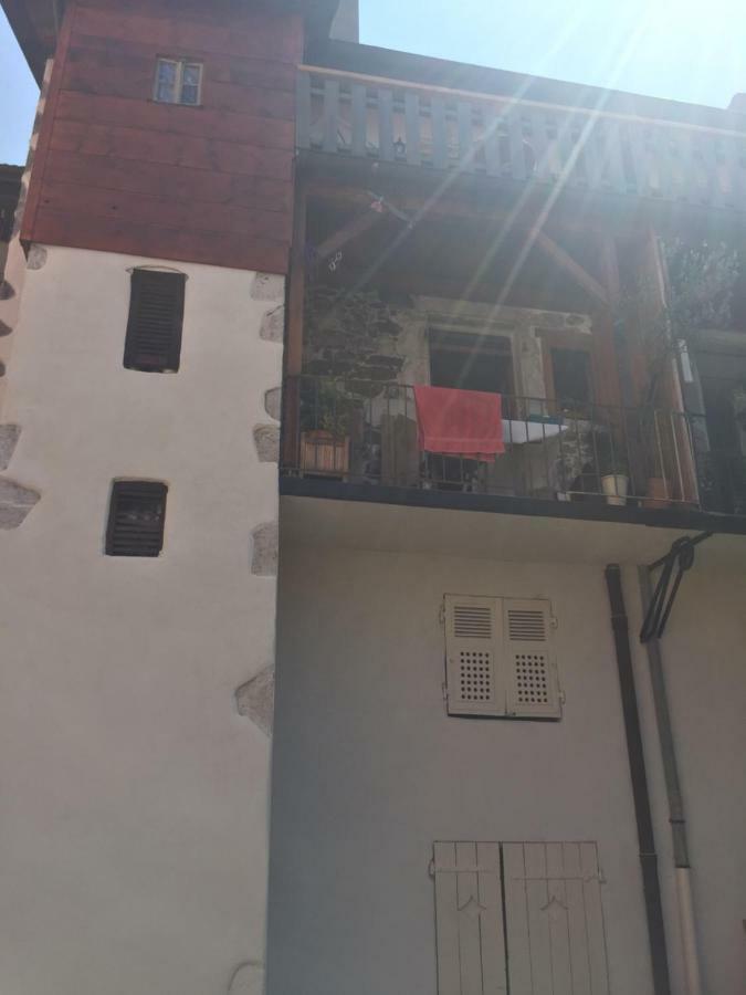Charmant Appartement Annecy Apartment *