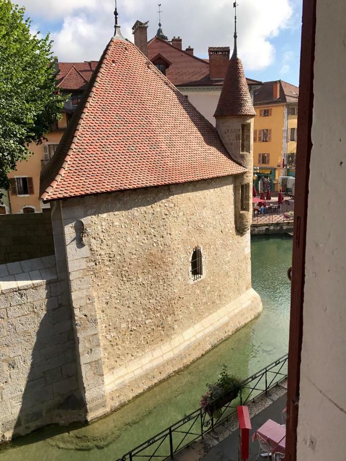 Apartment Design Appart O'prison.. Canal View & Old Prisons
