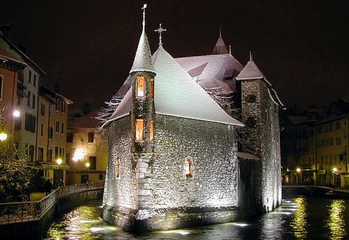 Design Appart O'prison.. Canal View & Old Prisons