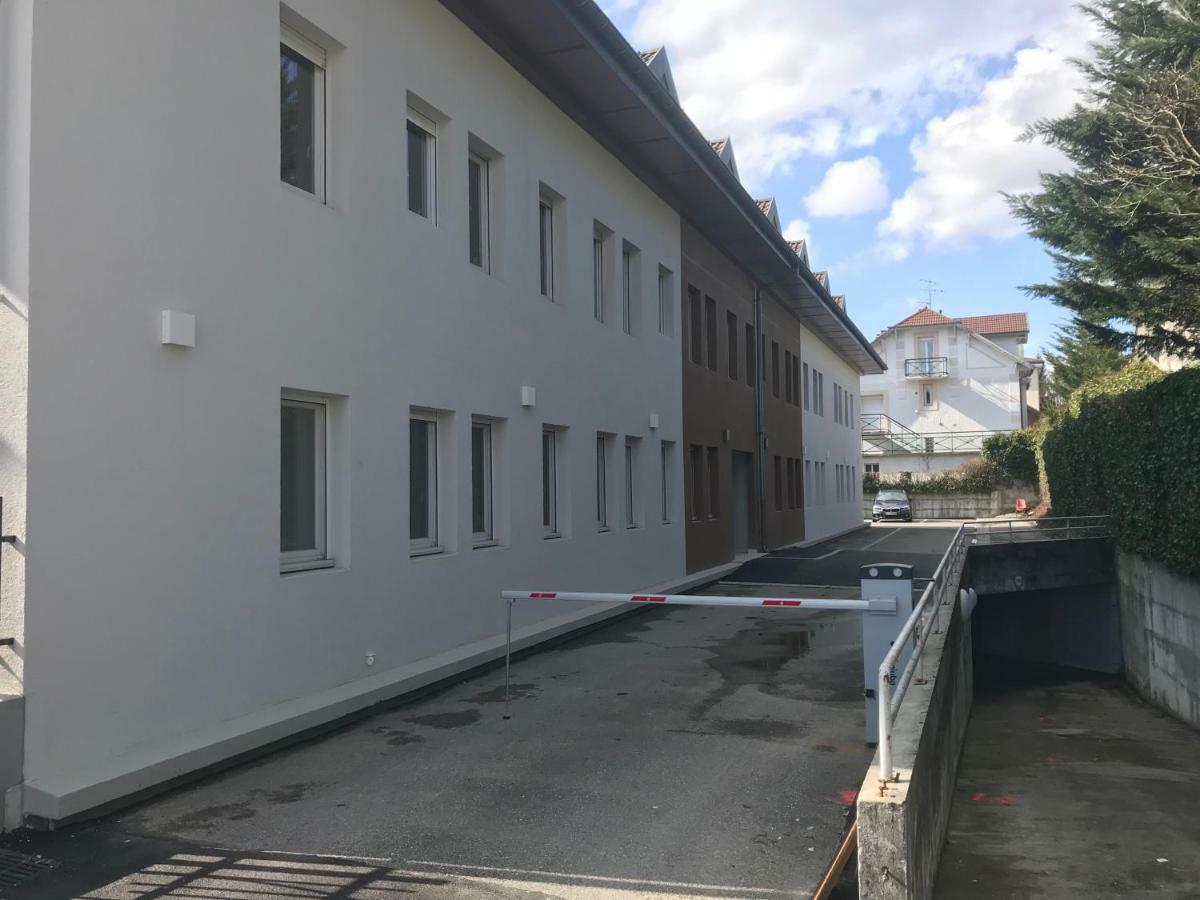 Joli Studio - 10 Min A Pied Du Lac Apartment *
