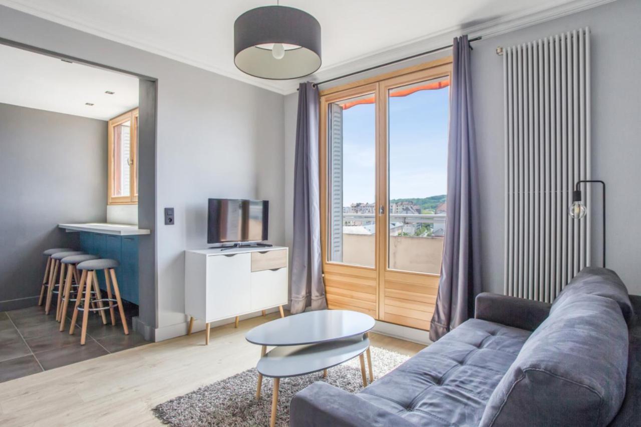 Modern 1br With Terrace And A Breathtaking View In *