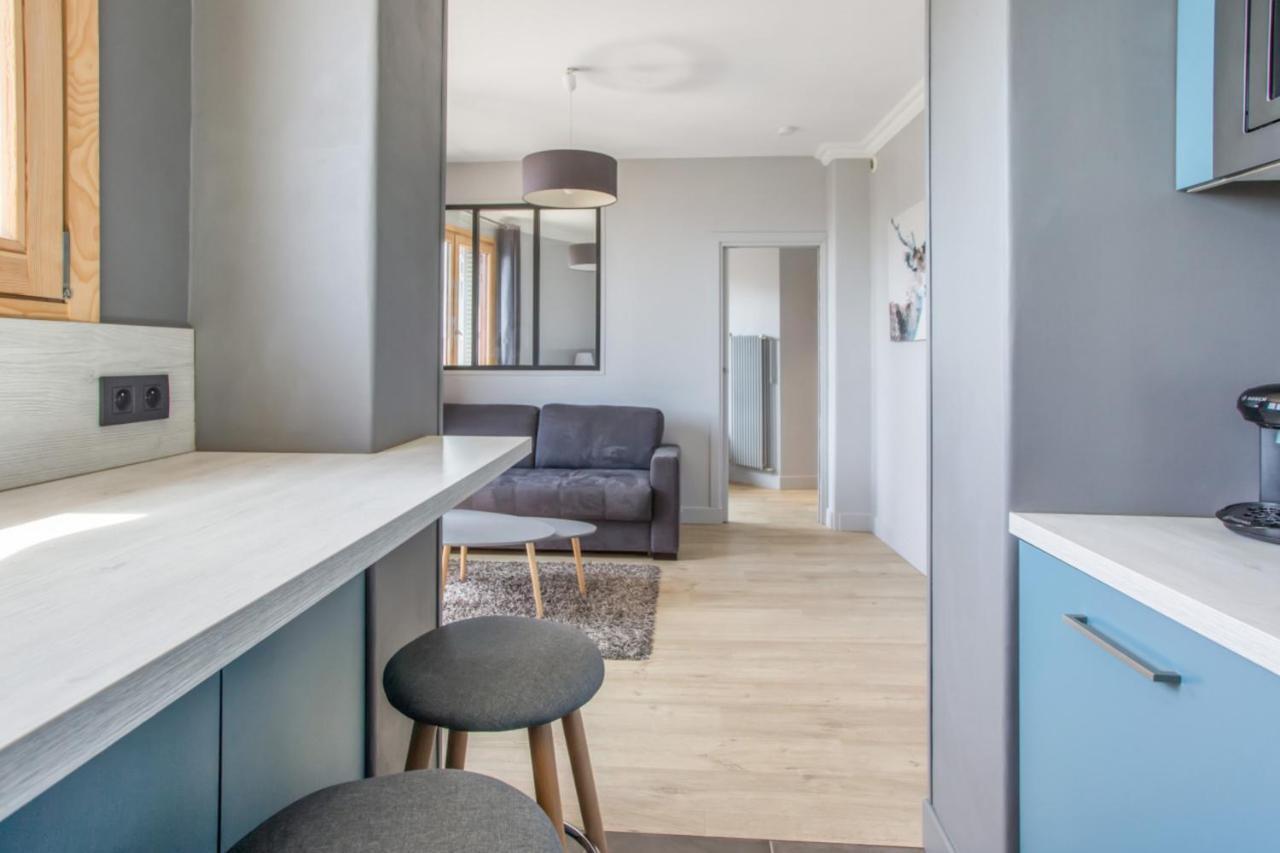 Apartment Modern 1br With Terrace And A Breathtaking View In *