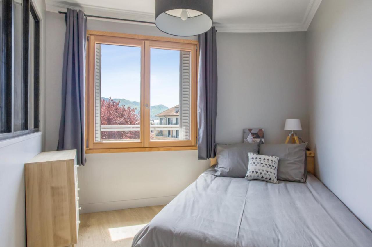 Modern 1br With Terrace And A Breathtaking View In