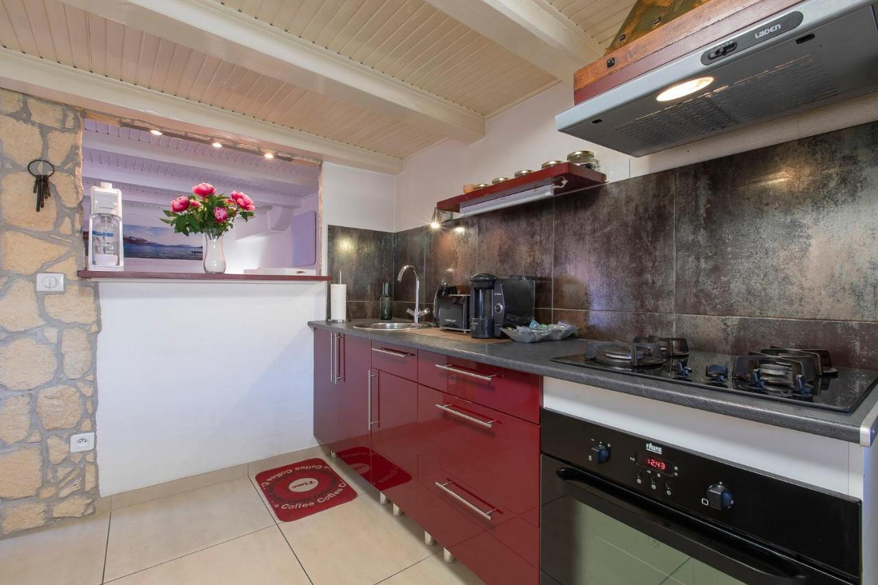 Apartment Sainte Claire Vieille 38m2 Terrasse Proche Gare Et 4 Pers 3 Etoiles