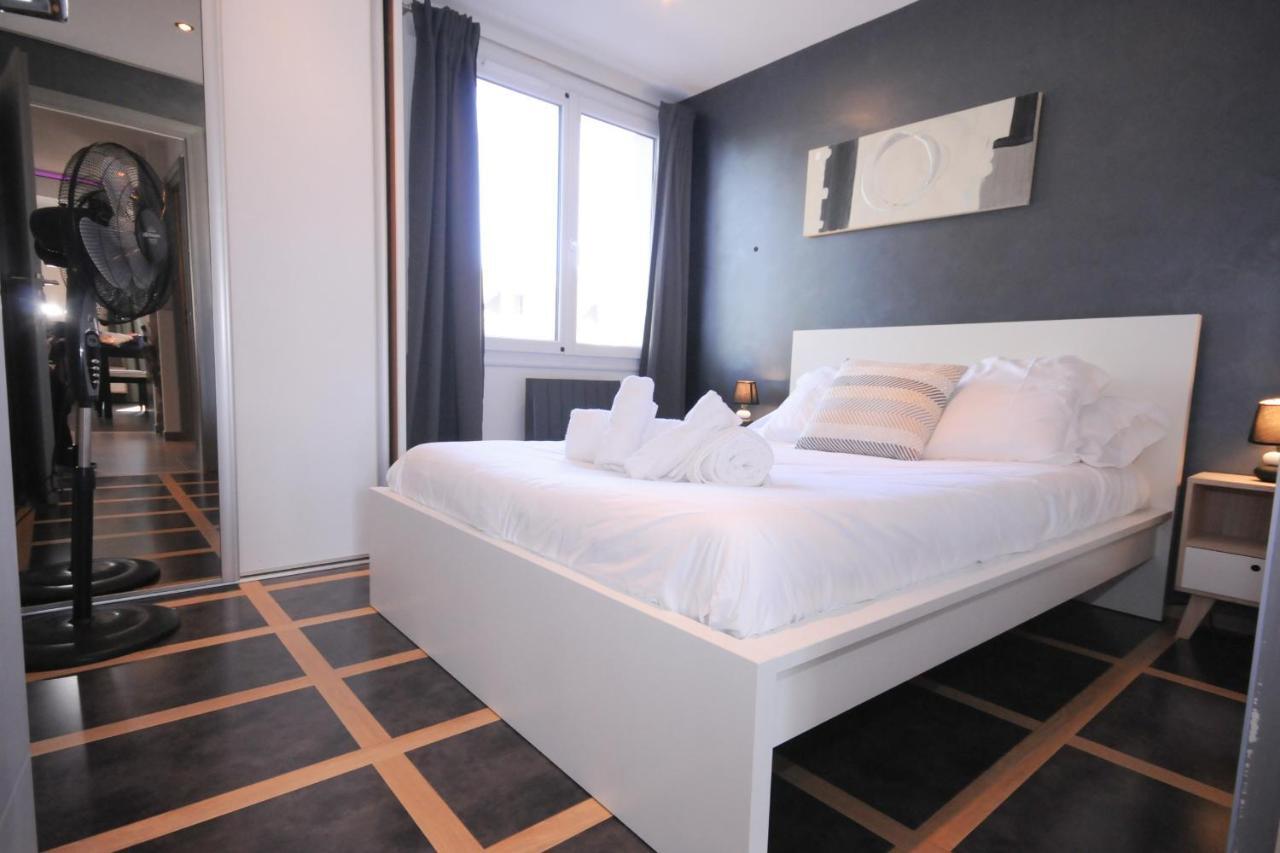 Le Grand Large - Parking & Balcony By The Lake Modern Bright *