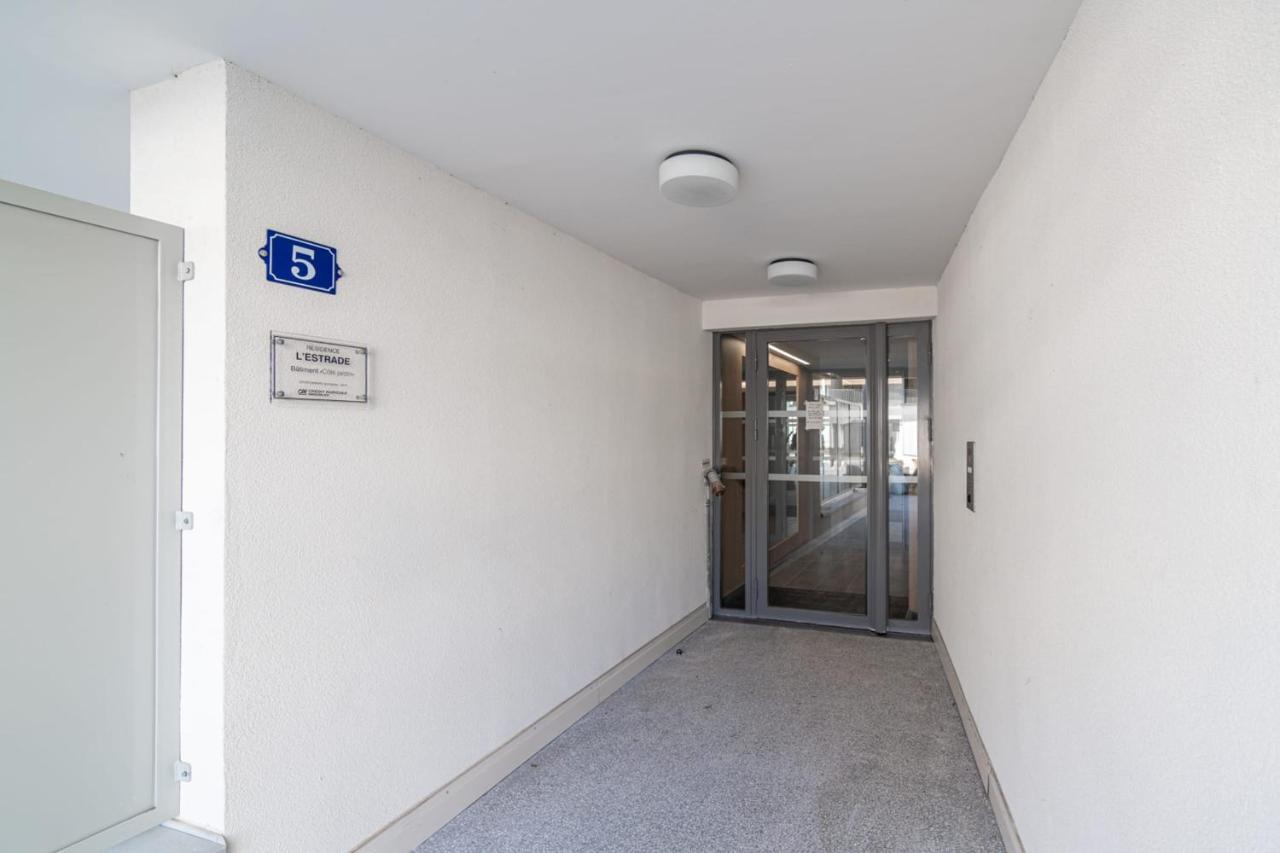 L'estrade Private