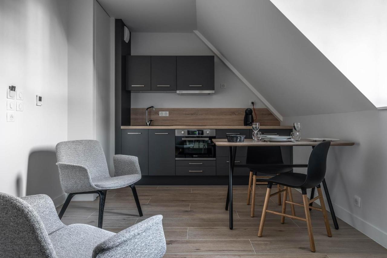 Aparthotel La Grange Des Peres 2*